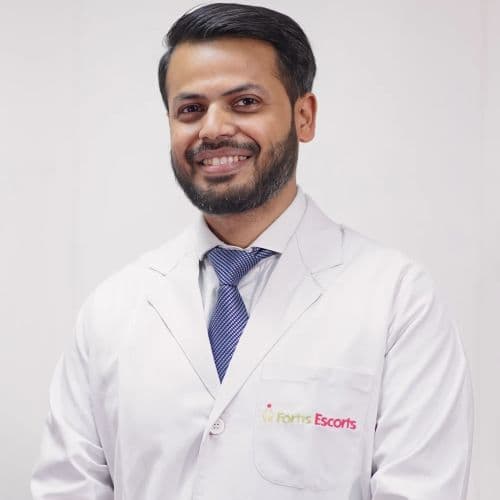 Dr. Abhinav Kumar Dr. Abhinav Kumar - Gastrologist / Gastroenterologist in Noida
