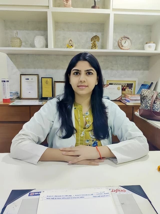 Dr. Babita Agarwal Dr. Babita Agarwal - Gynecologist